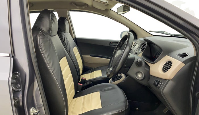 2018 Hyundai Grand i10 MAGNA 1.2 KAPPA VTVT, CNG, Manual, 1,32,621 km, Right Side Front Door Cabin