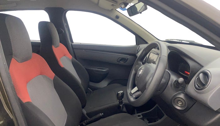 2016 Renault Kwid RXT 1.0, Petrol, Manual, 77,830 km, Right Side Front Door Cabin