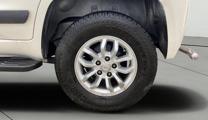 2017 Mahindra TUV300 T8 AMT, Diesel, Automatic, 55,159 km, Left Rear Wheel