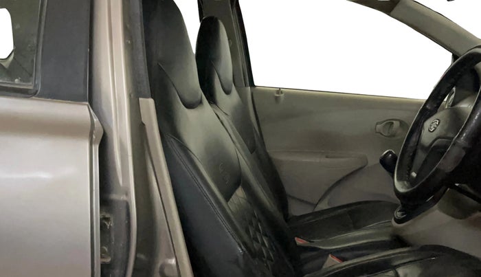 2017 Datsun Go Plus T, CNG, Manual, 70,806 km, Right Side Front Door Cabin