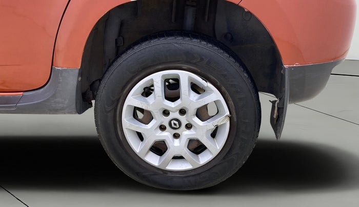 2016 Renault Duster 85 PS RXL DIESEL, Diesel, Manual, 1,29,567 km, Left Rear Wheel
