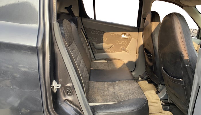 2014 Maruti Alto 800 LXI, Petrol, Manual, 1,10,309 km, Right Side Rear Door Cabin