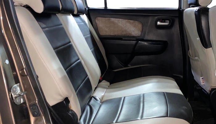 2017 Maruti Wagon R 1.0 VXI, Petrol, Manual, 62,961 km, Right Side Rear Door Cabin
