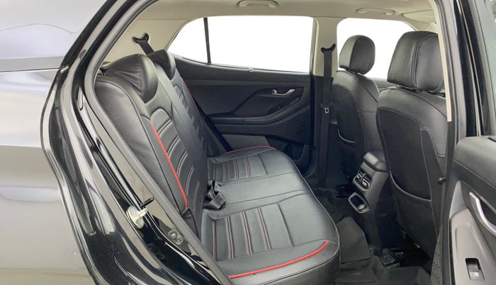 2022 Hyundai Creta S PLUS KNIGHT 1.5 PETROL, Petrol, Manual, 29,900 km, Right Side Rear Door Cabin