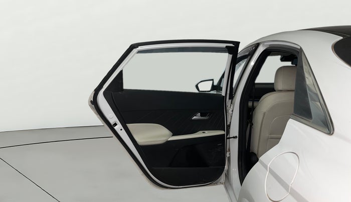 2023 Hyundai Verna SX(O) 1.5 MPI IVT , Petrol, Automatic, 37,010 km, LHS Rear Door