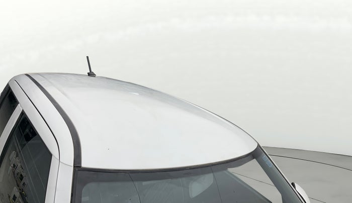 2018 Maruti Swift LXI, Petrol, Manual, 30,746 km, Roof