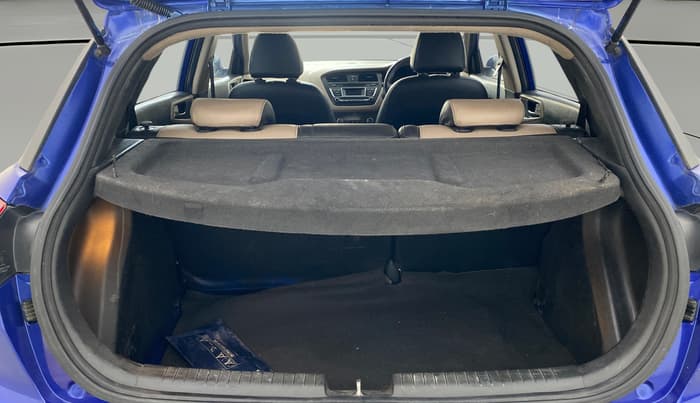 2015 Hyundai Elite i20 ASTA 1.2, Petrol, Manual, 1,27,498 km, Boot Open Zoomed View