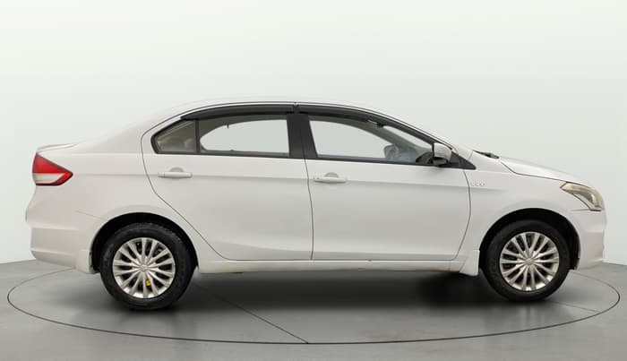 2016 Maruti Ciaz VXI+, Petrol, Manual, 71,263 km, Right Side View