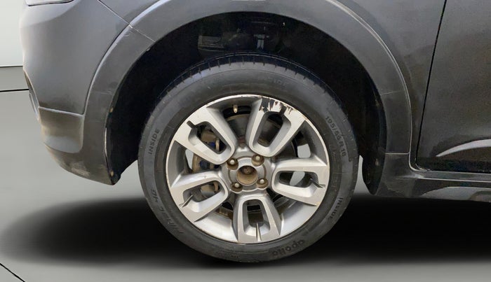 2017 Hyundai i20 Active 1.2 S, Petrol, Manual, 70,157 km, Left Front Wheel