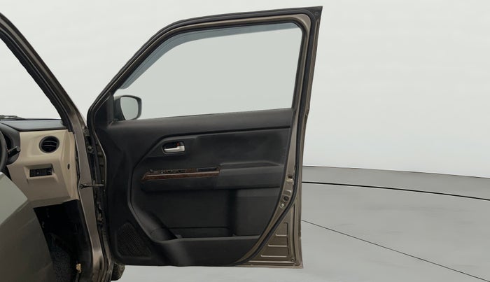 2022 Maruti New Wagon-R VXI (O) 1.2, Petrol, Manual, 23,622 km, RHS Front Door