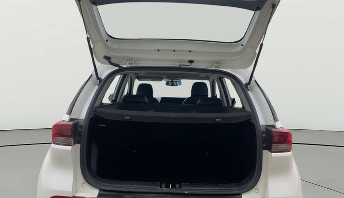 2020 KIA SONET GTX PLUS 1.5 AT, Diesel, Automatic, 38,573 km, Boot Open Zoomed View