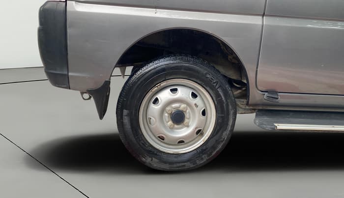 2019 Maruti Eeco 7 STR, Petrol, Manual, 10,176 km, Right Rear Wheel