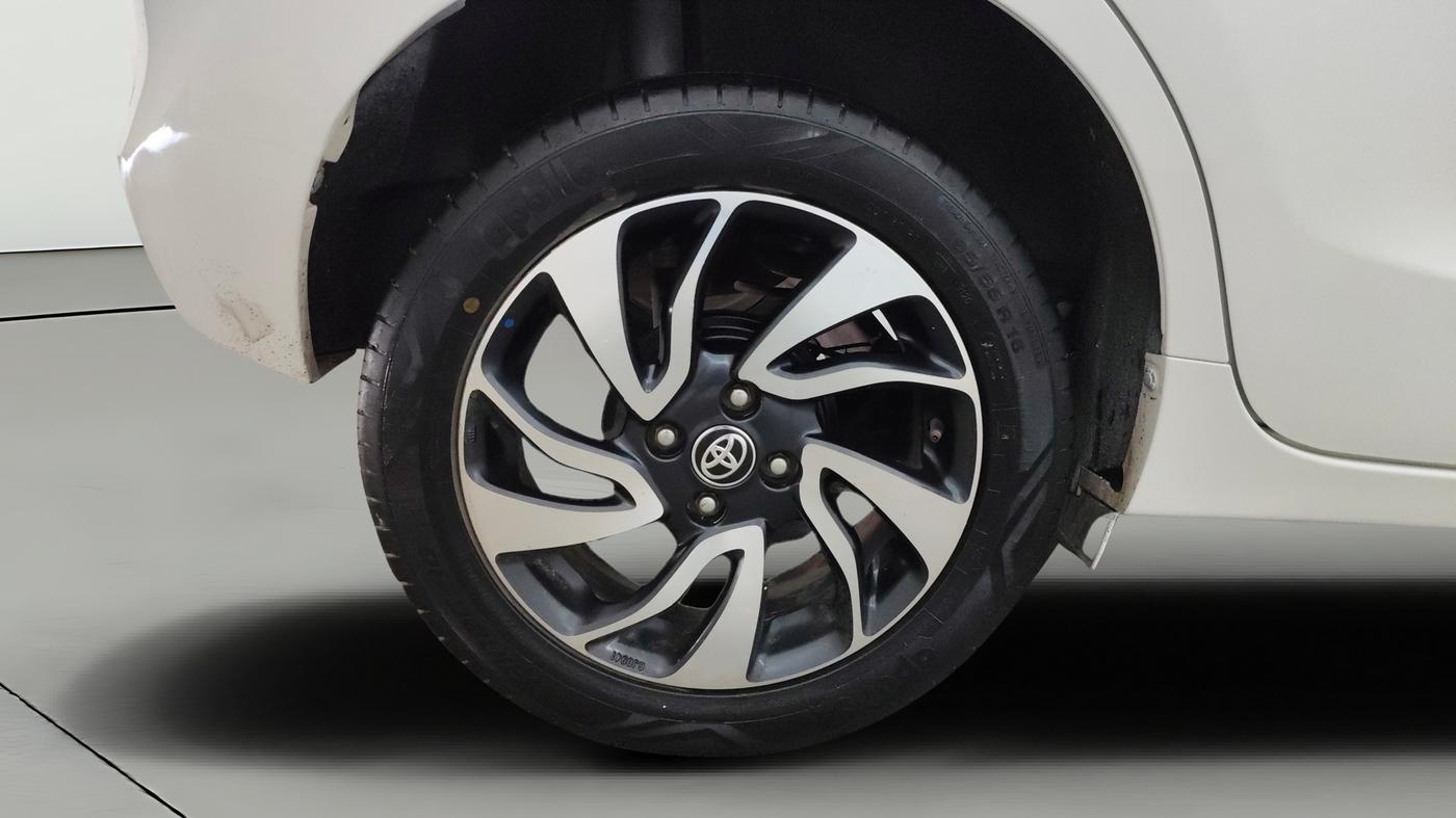 2020 Toyota Glanza G, Petrol, Manual, 42,154 km, Right Rear Wheel