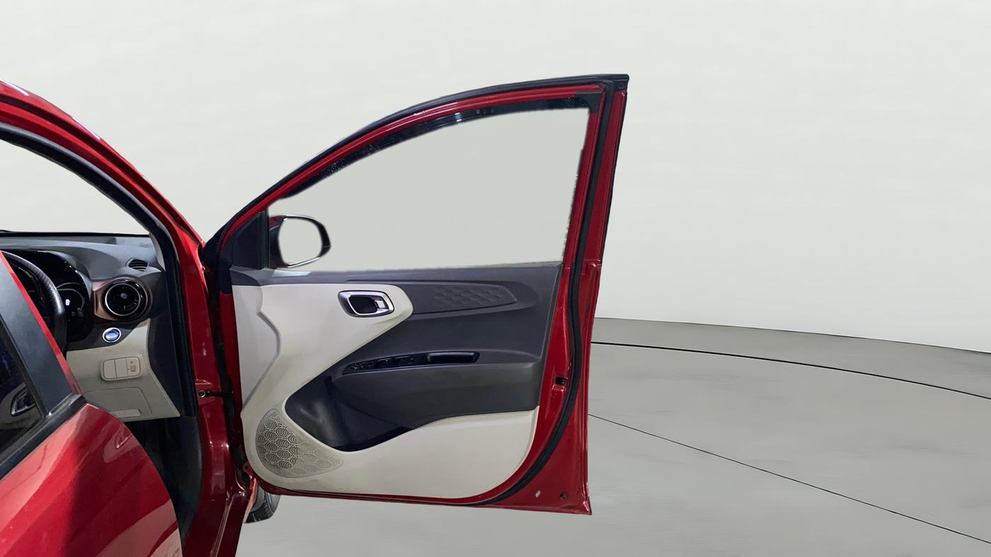2022 Hyundai AURA SX 1.2, Petrol, Manual, 42,649 km, RHS Front Door