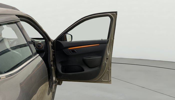 2019 Renault Kwid CLIMBER 1.0 AMT, Petrol, Automatic, 28,952 km, RHS Front Door