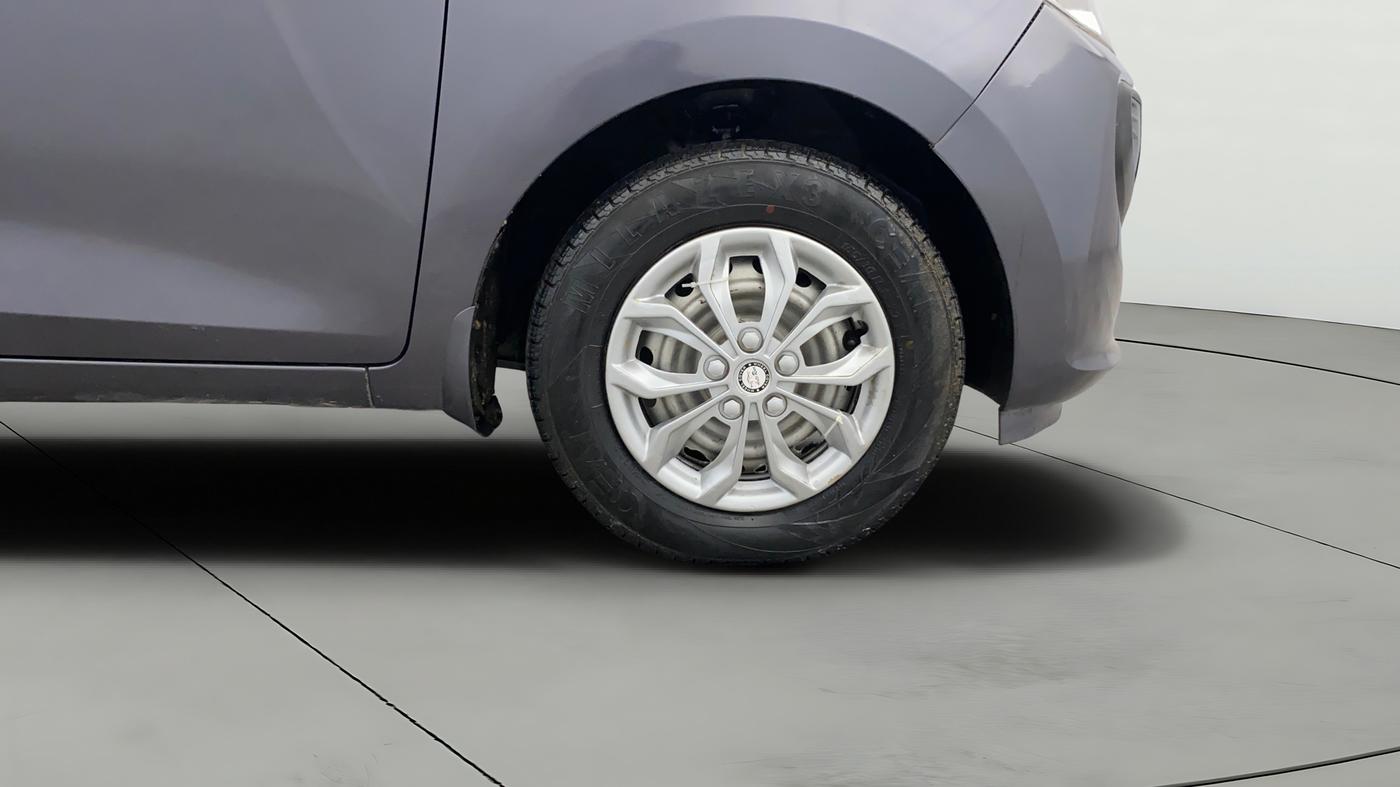 2018 Hyundai NEW SANTRO MAGNA CNG, CNG, Manual, 88,278 km, Right Front Wheel