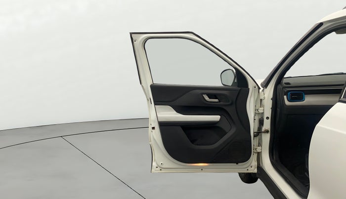 2023 Tata PUNCH CREATIVE  MT, Petrol, Manual, 72,599 km, LHS Front Door