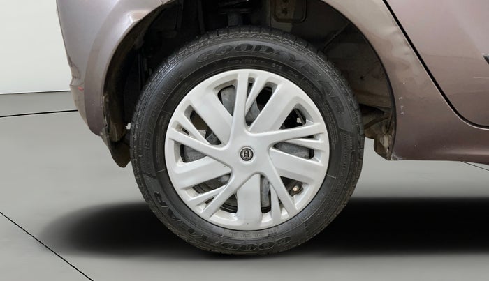 2019 Tata Tiago XZA PETROL, CNG, Automatic, 93,266 km, Right Rear Wheel