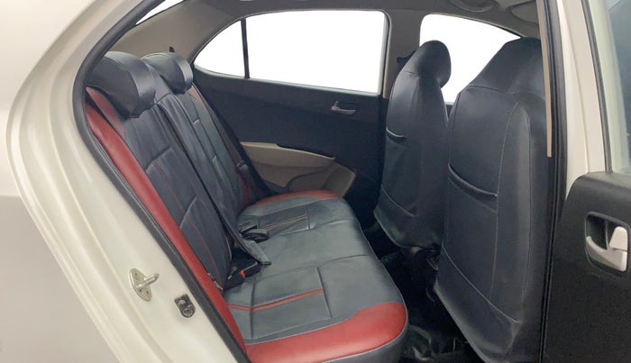 2015 Hyundai Xcent S 1.2, Petrol, Manual, 83,466 km, Right Side Rear Door Cabin