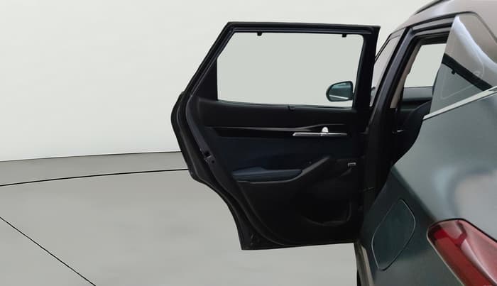 2022 KIA SELTOS X LINE 1.5 DIESEL AT, Diesel, Automatic, 70,187 km, LHS Rear Door