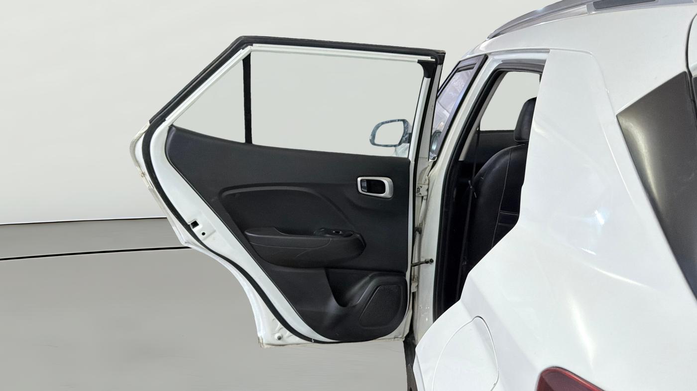 2021 Hyundai VENUE S+ 1.2, Petrol, Manual, 16,336 km, LHS Rear Door