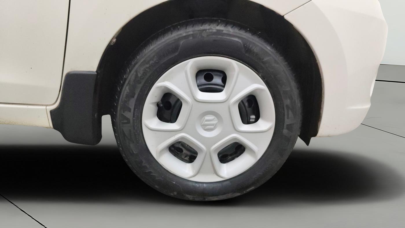 2016 Maruti Celerio VXI, Petrol, Manual, 77,840 km, Right Front Wheel