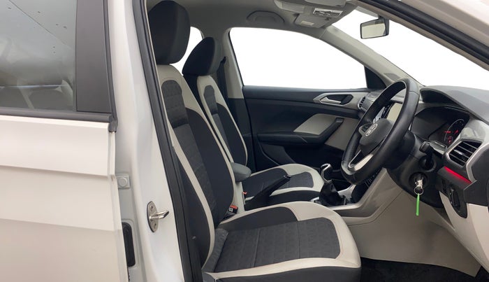 2021 Volkswagen TAIGUN GT 1.5 TSI MT, Petrol, Manual, 4,214 km, Right Side Front Door Cabin