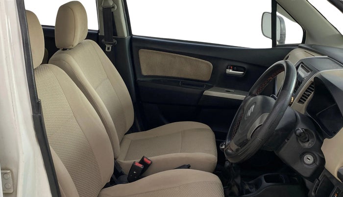 2018 Maruti Wagon R 1.0 LXI CNG, CNG, Manual, 90,144 km, Right Side Front Door Cabin