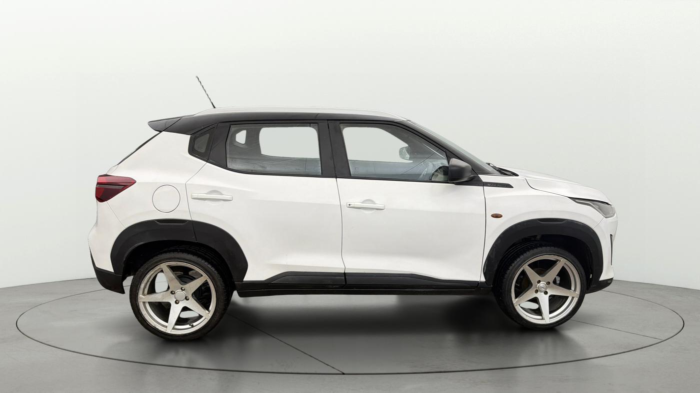 2022 Nissan MAGNITE XE, Petrol, Manual, 72,464 km, Right Side View