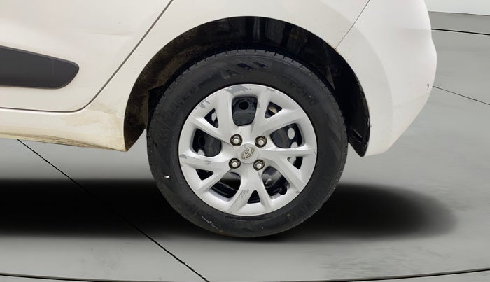 2017 Hyundai Grand i10 SPORTZ (O) 1.2 KAPPA VTVT, Petrol, Manual, 69,512 km, Left Rear Wheel
