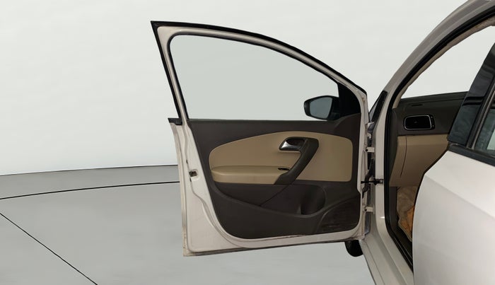 2016 Volkswagen Vento HIGHLINE PETROL AT, Petrol, Automatic, 1,14,318 km, LHS Front Door