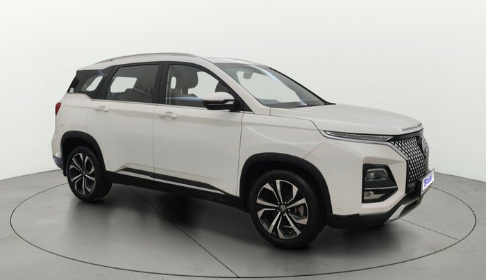 2023 MG HECTOR PLUS SHARP PRO 1.5 PETROL TURBO CVT 7 STR, Petrol, Automatic, 22,912 km, Right Front Diagonal
