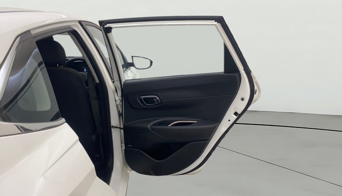 2022 Hyundai NEW I20 ASTA (O) 1.2 AT, Petrol, Automatic, 14,464 km, RHS Rear Door