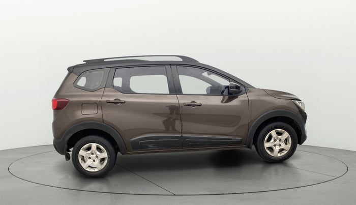 2022 Renault TRIBER RXT, Petrol, Manual, 48,648 km, Right Side View