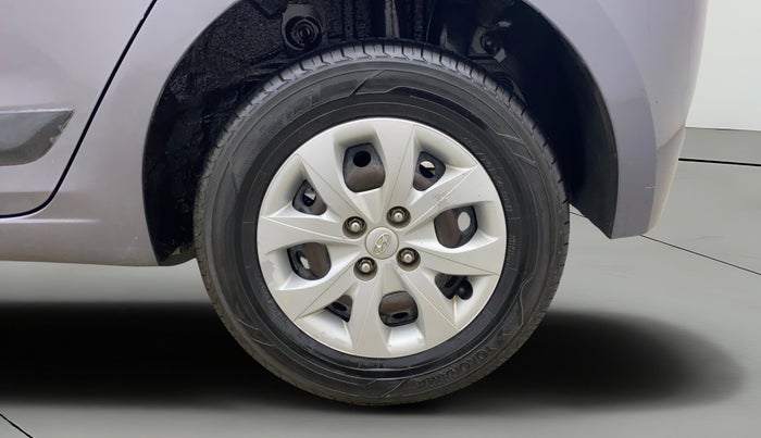 2015 Hyundai Elite i20 SPORTZ 1.2, Petrol, Manual, 71,476 km, Left Rear Wheel