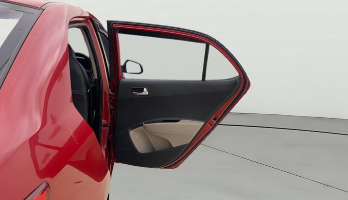 2015 Hyundai Xcent SX 1.2 (O), Petrol, Manual, 72,851 km, RHS Rear Door