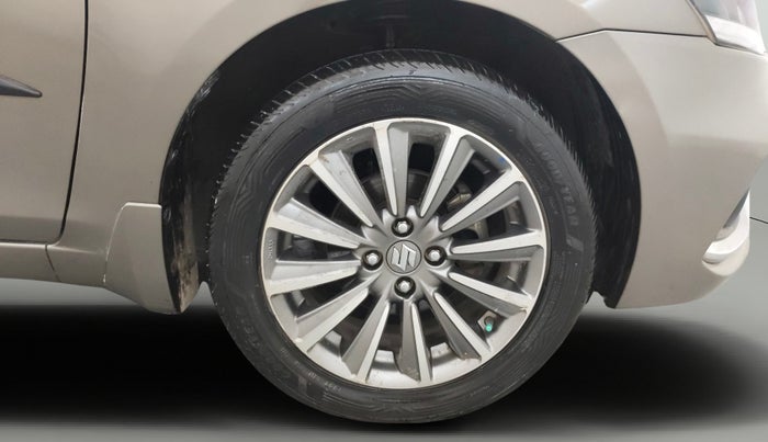 2021 Maruti Ciaz ALPHA 1.5 SHVS PETROL, Petrol, Manual, 61,614 km, Right Front Wheel