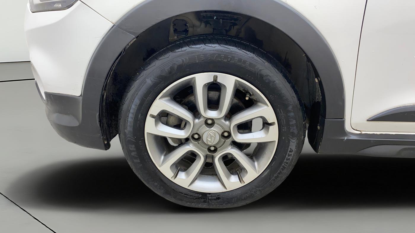 2018 Hyundai i20 Active 1.2 SX, Petrol, Manual, 47,226 km, Left Front Wheel