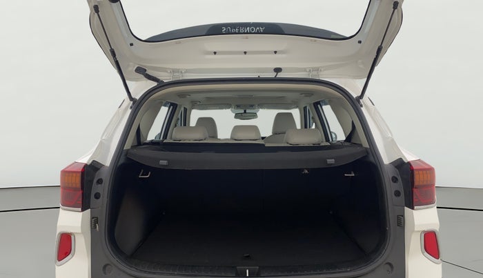 2023 KIA SELTOS HTX PETROL 1.5, Petrol, Manual, 2,955 km, Boot Door Open