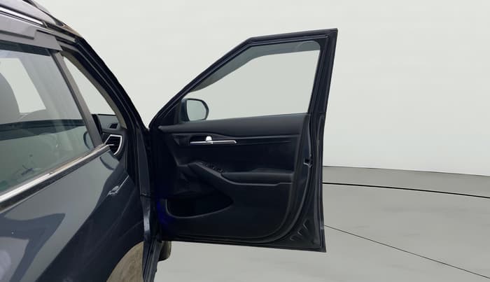 2020 KIA SELTOS HTK PLUS 1.5, Petrol, Manual, 35,046 km, RHS Front Door