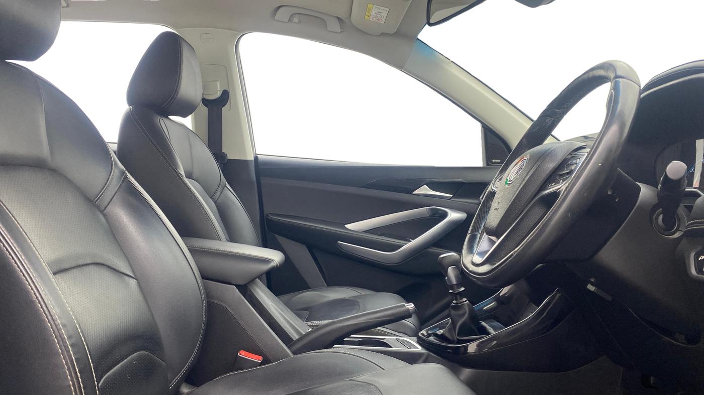2020 MG HECTOR SHARP HYBRID 1.5 PETROL, Petrol, Manual, 83,942 km, Right Side Front Door Cabin