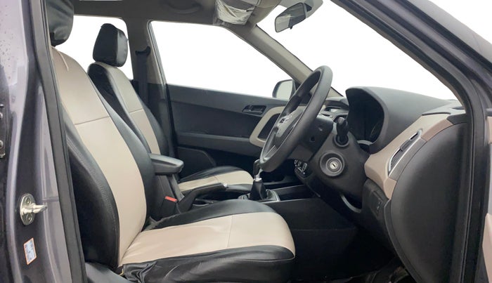 2017 Hyundai Creta E PLUS 1.6 PETROL, Petrol, Manual, 48,612 km, Right Side Front Door Cabin