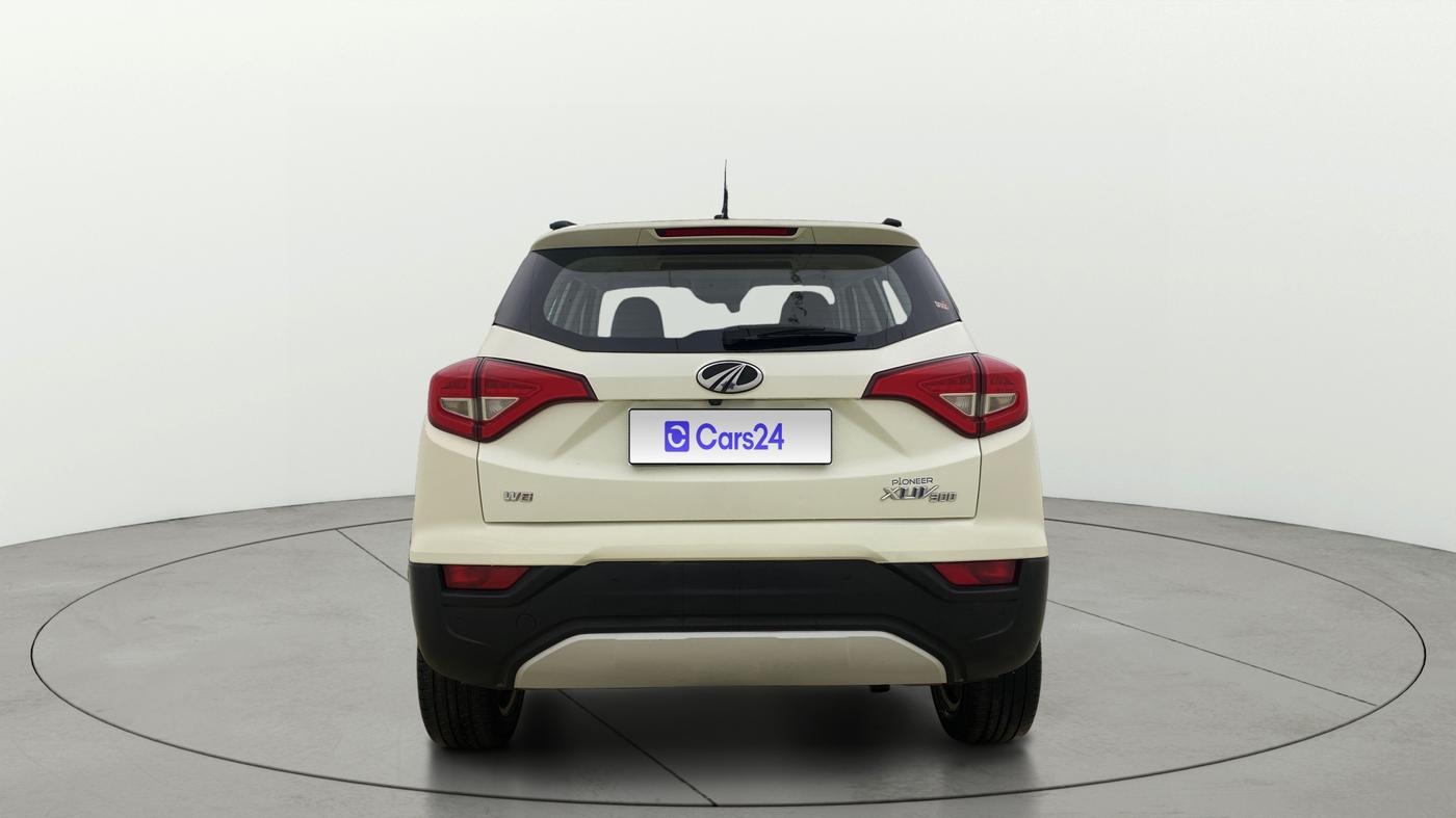 2020 Mahindra XUV300 W8 1.5 DIESEL, Diesel, Manual, 45,333 km, Back/Rear