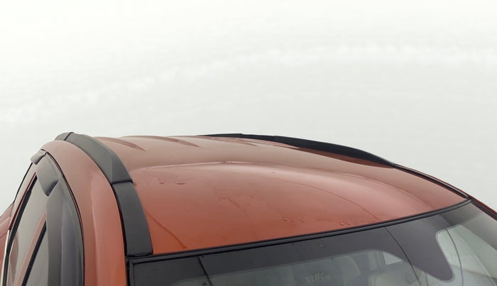 2017 Mahindra XUV500 W4, Diesel, Manual, 85,231 km, Roof