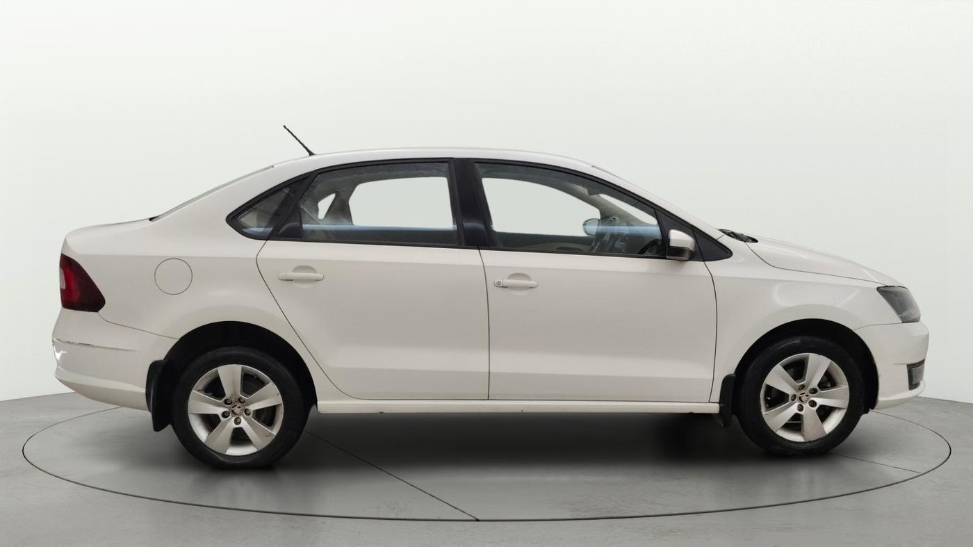 2019 Skoda Rapid AMBITION 1.6 MPI MT, Petrol, Manual, 58,054 km, Right Side View