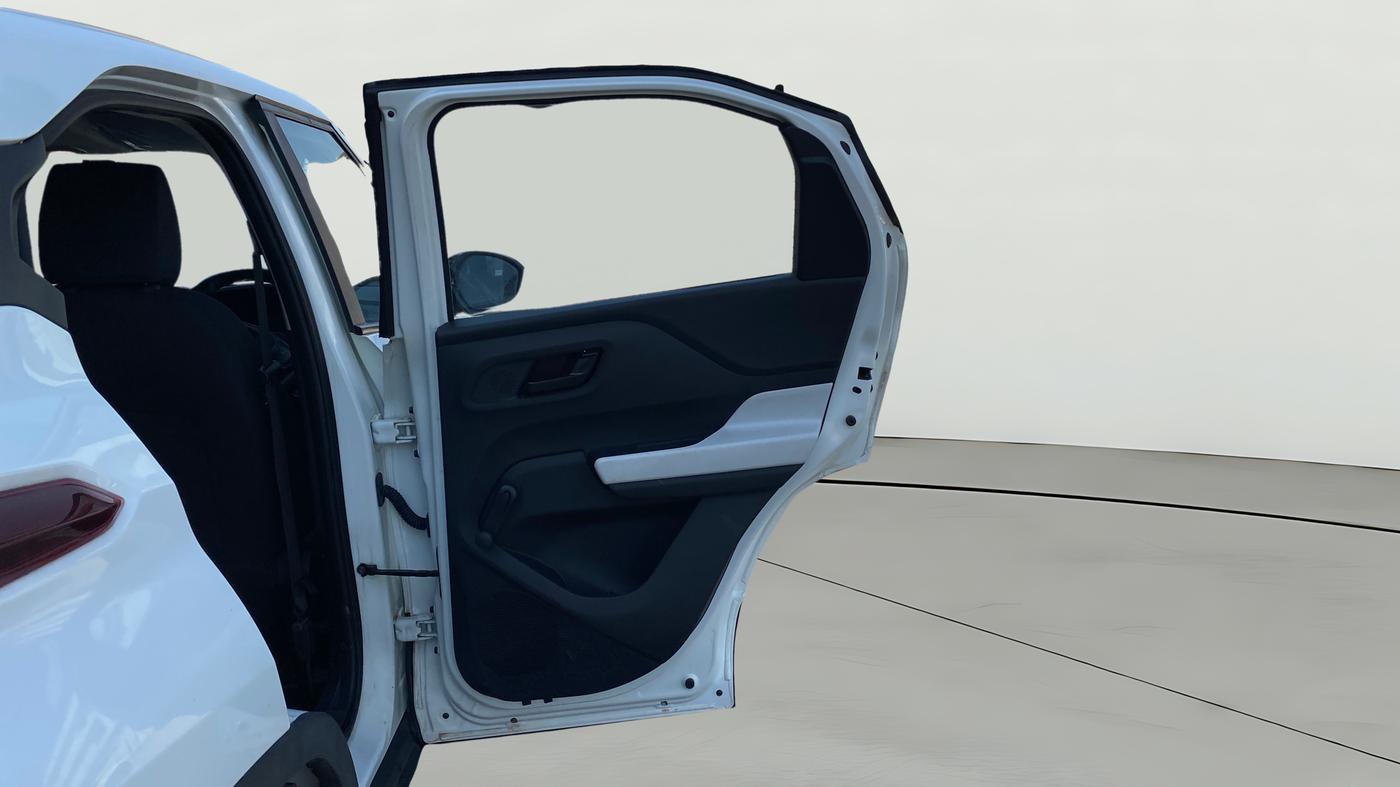 2024 Tata PUNCH PURE MT, Petrol, Manual, 5,461 km, RHS Rear Door