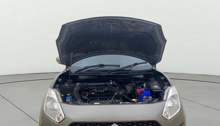 2023 Maruti Swift VXI, CNG, Manual, 89,102 km, Open Bonet