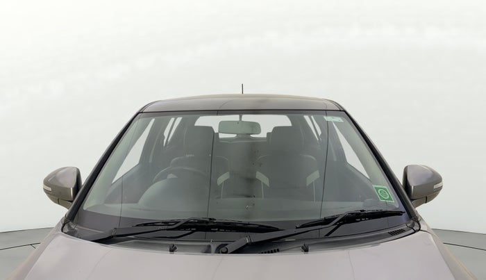 2015 Maruti Swift VXI, Petrol, Manual, 68,112 km, Front Windshield