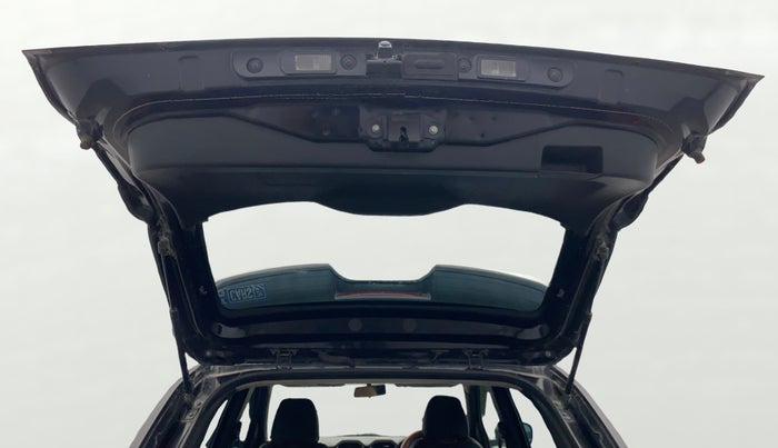 2022 Nissan MAGNITE XV MT, Petrol, Manual, 86,686 km, Boot Door Open