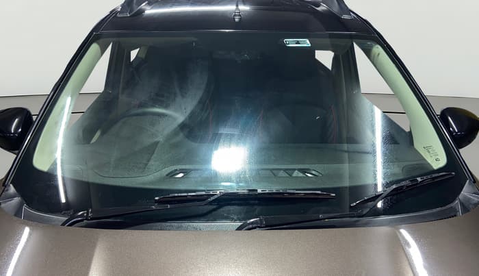 2022 Renault TRIBER RXT LIMITED EDITION AMT, Petrol, Automatic, 47,546 km, Front Windshield